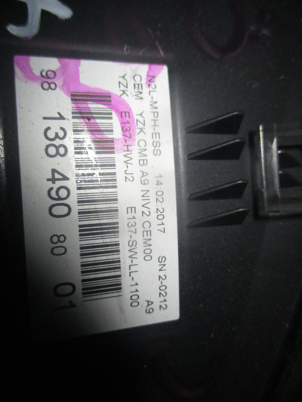 PEUGEOT 208 2017 1.2 PETROL SPEEDOMETER 981384908001