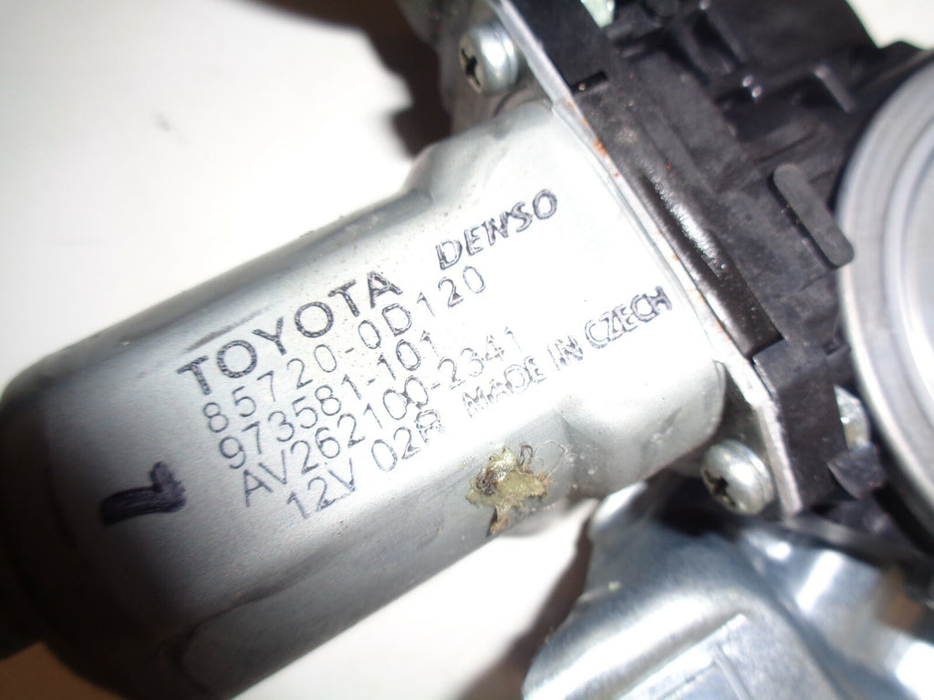TOYOTA YARIS 2014 MK3 OSR DRIVER SIDE REAR WINDOW MOTOR AND REGULATOR 857200D120