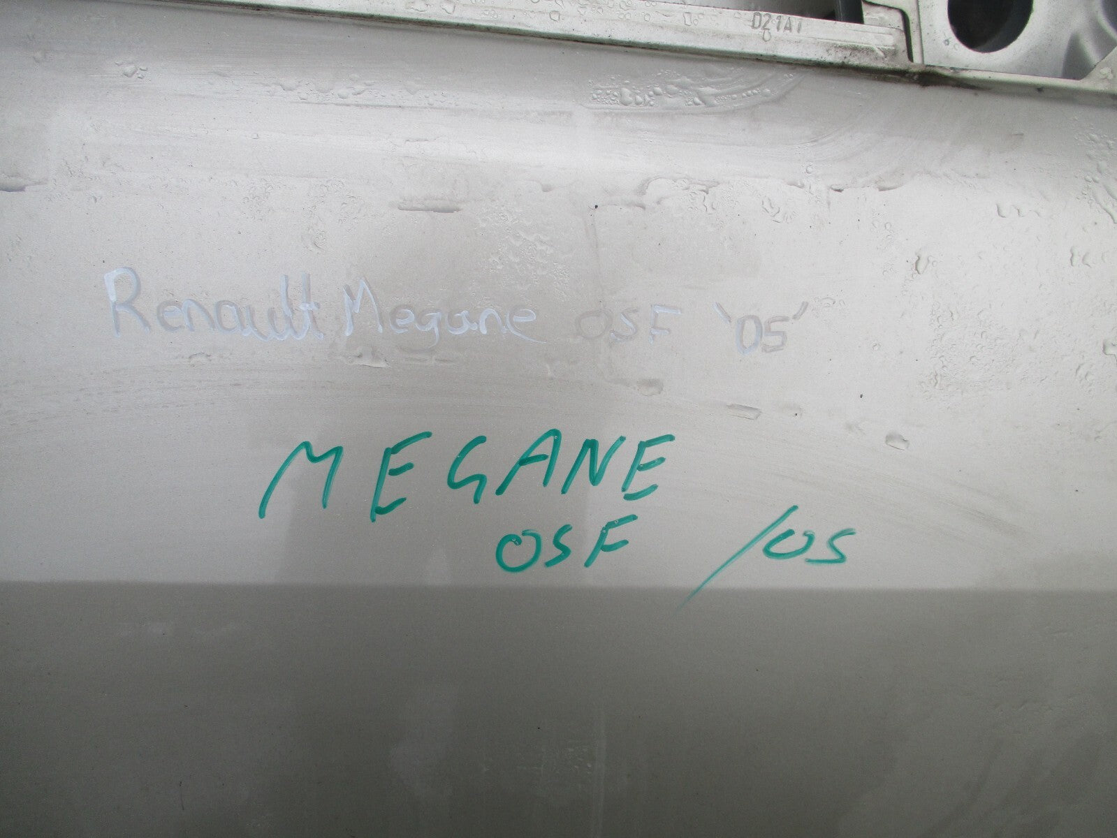 2005 RENAULT MEGANE MK2 OSF DRIVER SIDE FRONT BARE DOOR