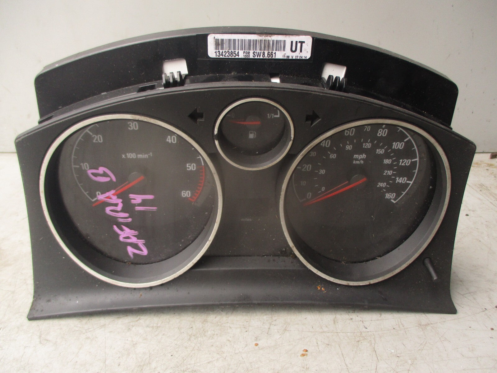 2014 VAUXHALL ZAFIRA B SPEEDO CLUSTER METER 13423854