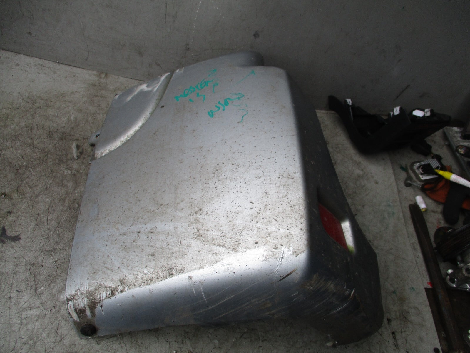 2013 RENAULT MASTER MK3 NSR PASSENGER SIDE REAR BUMPER CORNER