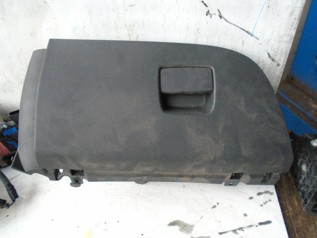 VAUXHALL CORSA E 2015 NS PASSENGER SIDE GLOVE BOX STORAGE COMPARTMENT 13382336