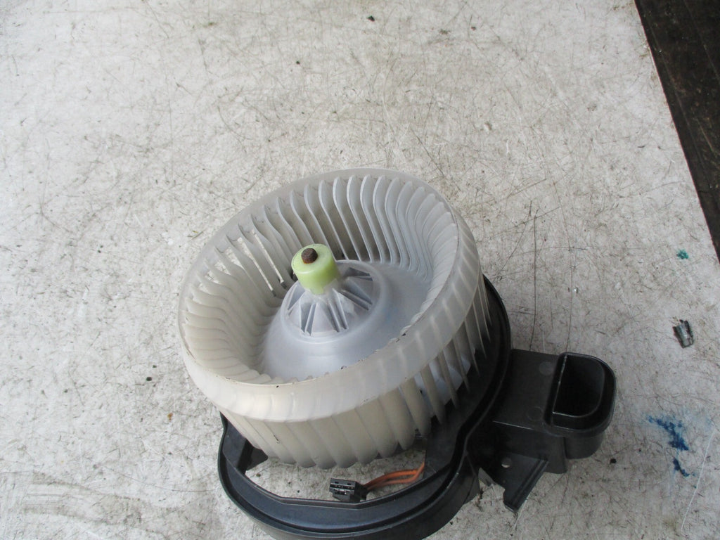 JAGUAR XE 2017 HEATER BLOWER FAN MOTOR MF1163602681