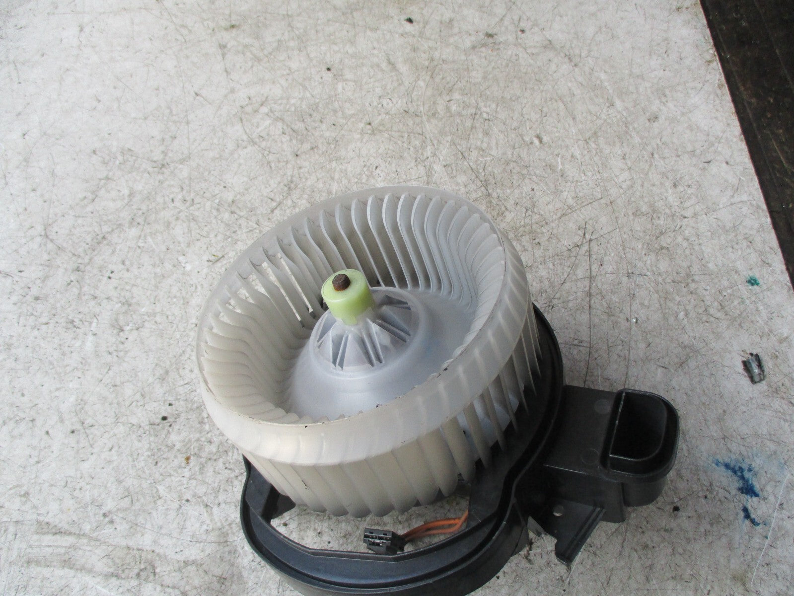 JAGUAR XE 2017 HEATER BLOWER FAN MOTOR MF1163602681