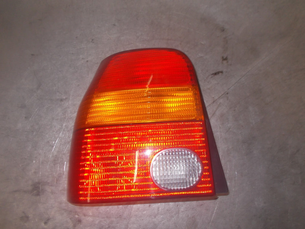 SEAT AROSA 1999 NSR PASSENGER SIDE REAR TAIL LIGHT 6H0945111J