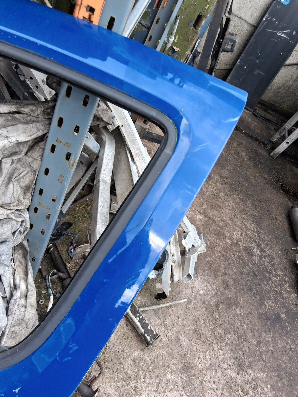 2010 FIAT DOBLO MK1 NSF PASSENGERR SIDE FRONT LEFT COMPLETE DOOR BLUE