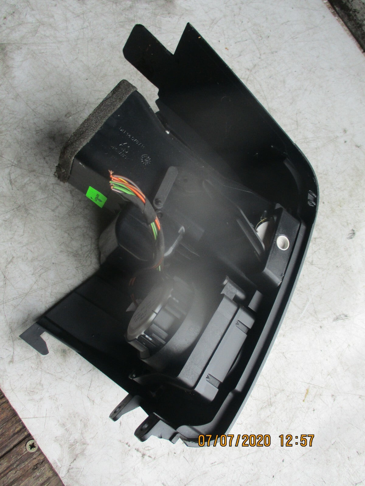 VW VOLKSWAGEN 2015 CRAFTER MK1 DRIVER SIDE FRONT AIR VENTS A9068300754