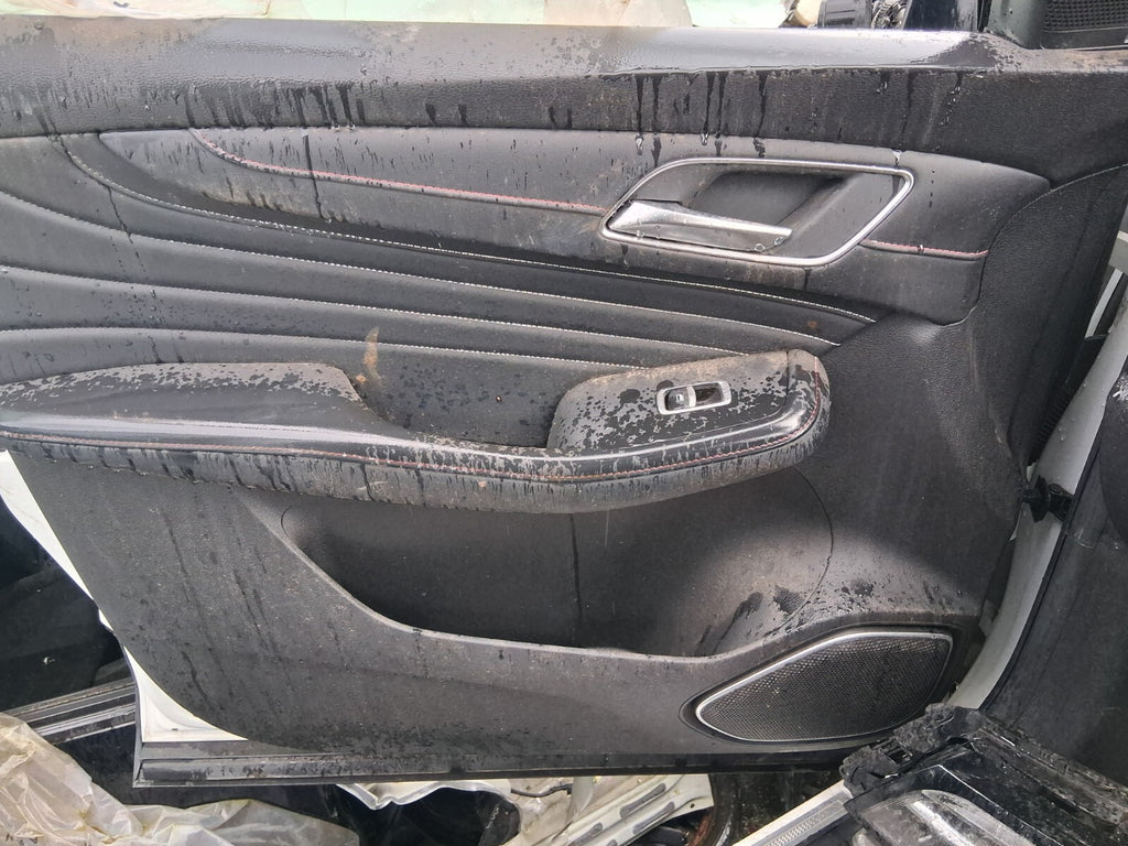 2022 MG HS EXCLUSIVE NSF PASSENGER SIDE FRONT LEFT LEATHER DOOR CARD