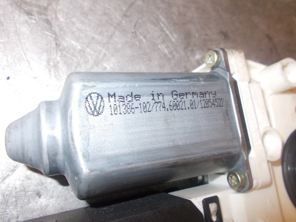CITROEN C5 2004 NSF/ PASSENGER SIDE FRONT WINDOW REGULATOR 9648485180