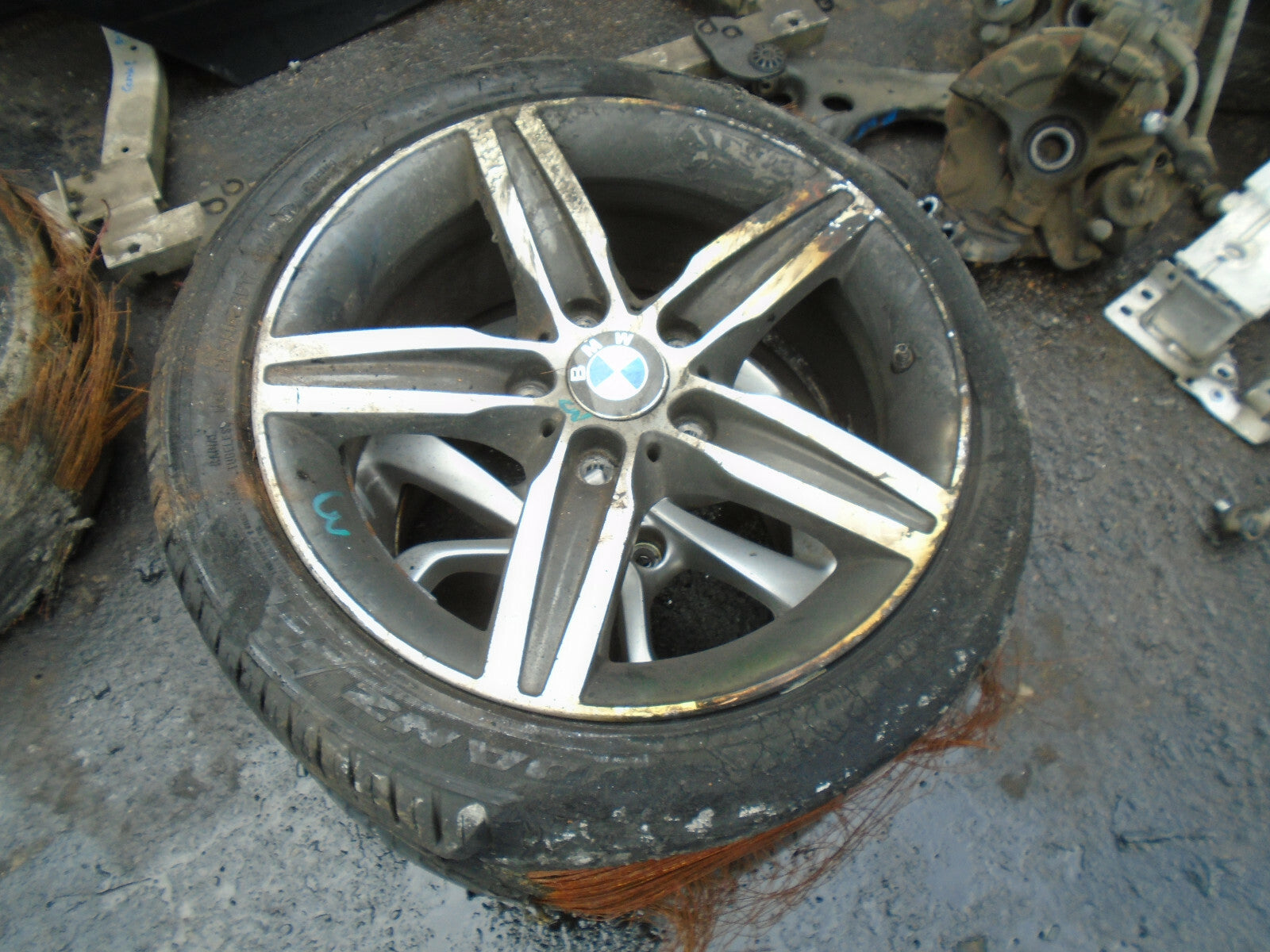 BMW 1 SERIES F20 2015 LCI 17 INCH 5 SPOKE ALLOY WHEEL WITH TYRE 225/45ZRF17