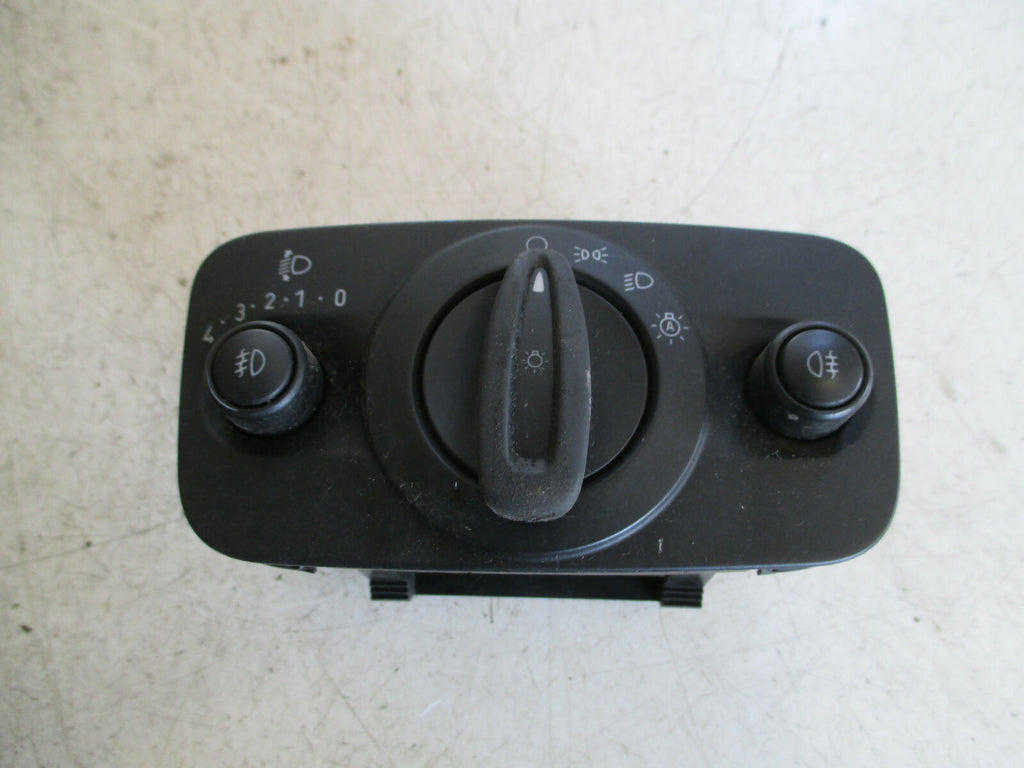 FORD ECOSPORT 2017 HEADLIGHT ADJUSTABLE SWITCH CONTROL CN1513A024HB