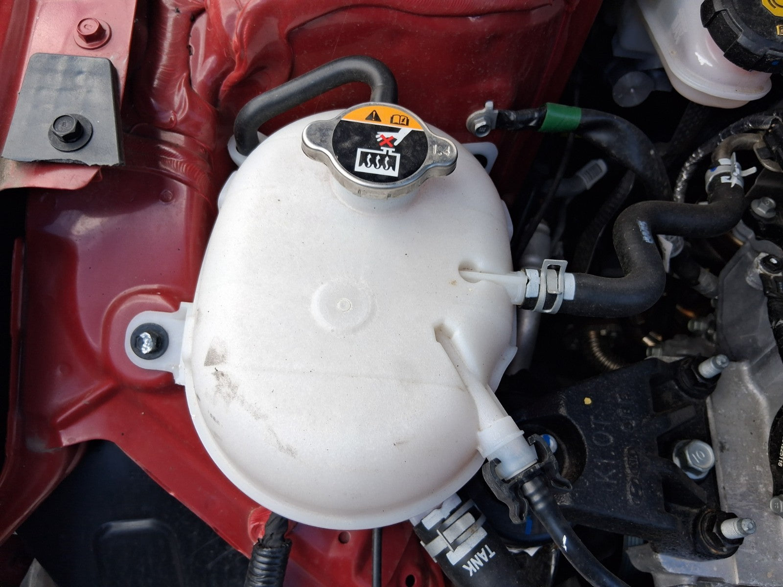 2026 HYUNDAI I20 MK3 COOLANT WATER EXPANSION OVERFLOW TANK