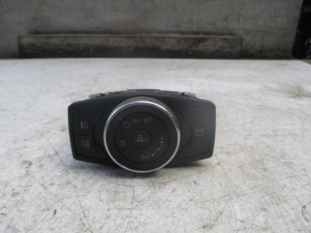 FORD KA + 2018 1.2 PETROL HEADLIGHT HEADLAMP SWITCHES E4B513A024BC