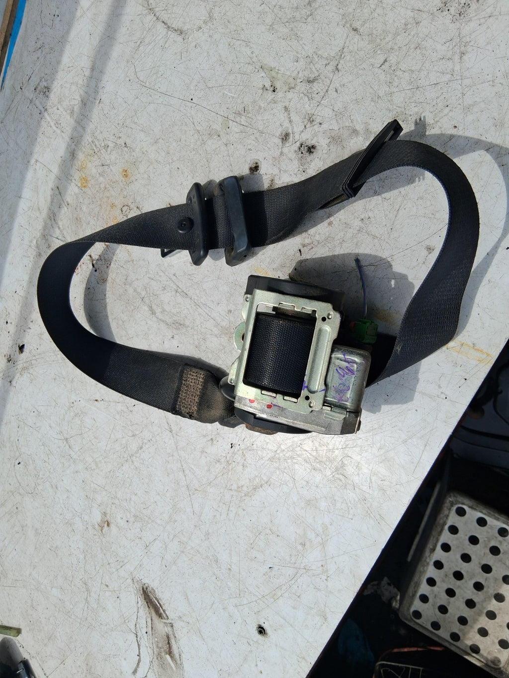 2010 MERCEDES BENZ SPRINTER W906 NSF PASSENGER SIDE FRONT LEFT SEAT BELT