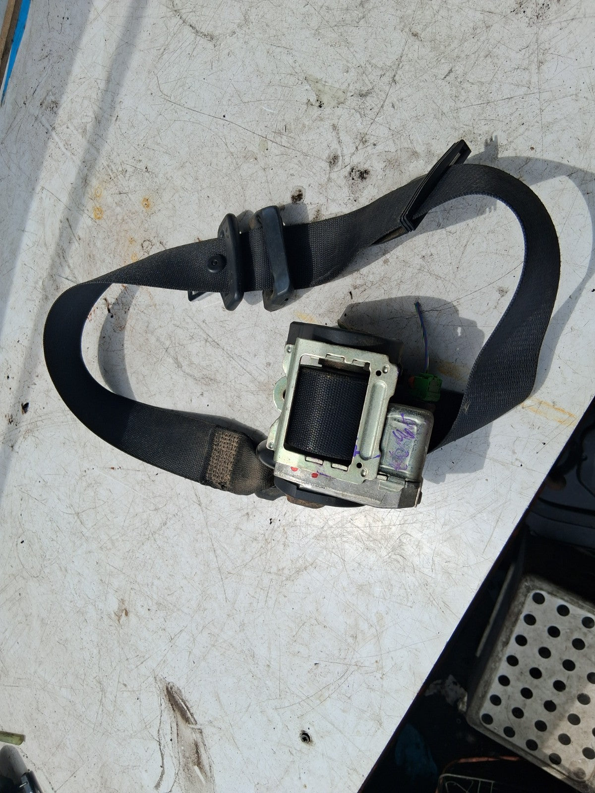 2010 MERCEDES BENZ SPRINTER W906 NSF PASSENGER SIDE FRONT LEFT SEAT BELT