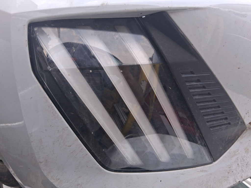 PEUGEOT 208 MK2 2025 FACELIFT OSF DRIVER SIDE FRONT DRL LED 9851053980
