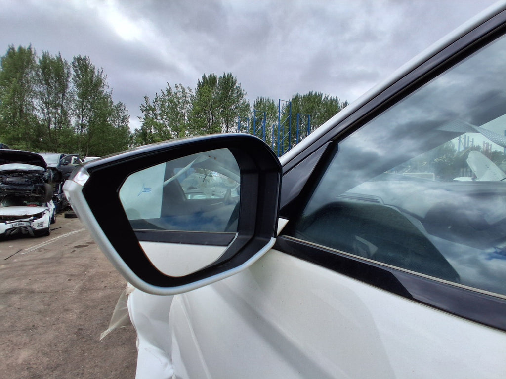 2023 DS DS 4 CROSSOVER NSF PASSENGER FRONT POWERFOLD WING MIRROR PUDDLE LIGHT