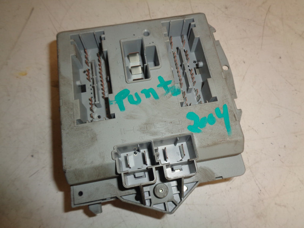 FIAT PUNTO MK2 2004 FUSE BOX UNDER BONNET 46835427