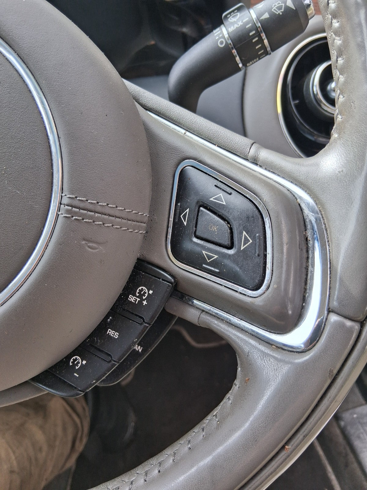 2012 JAGUAR XJ X351 MULTIFUNCTIONAL STEERING WHEEL WITHOUT AIRBAG