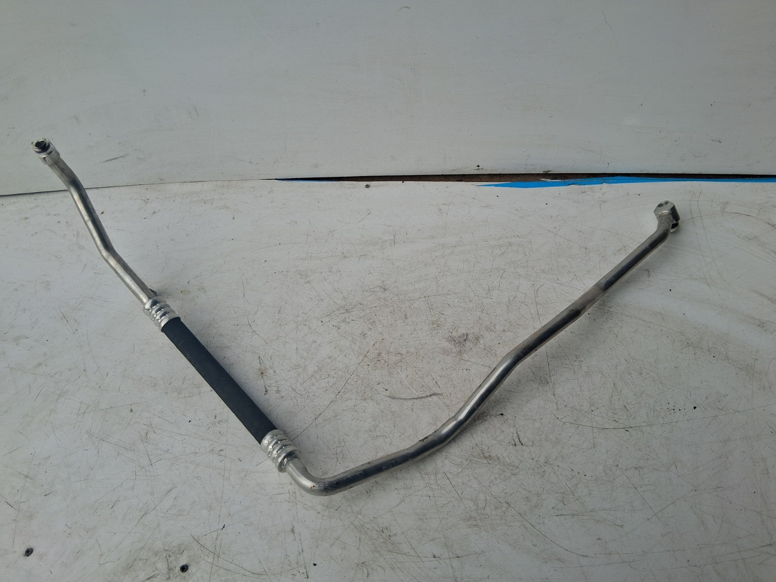 2024 BMW 2 SERIES AIR CON HOSE PIPE 683295004