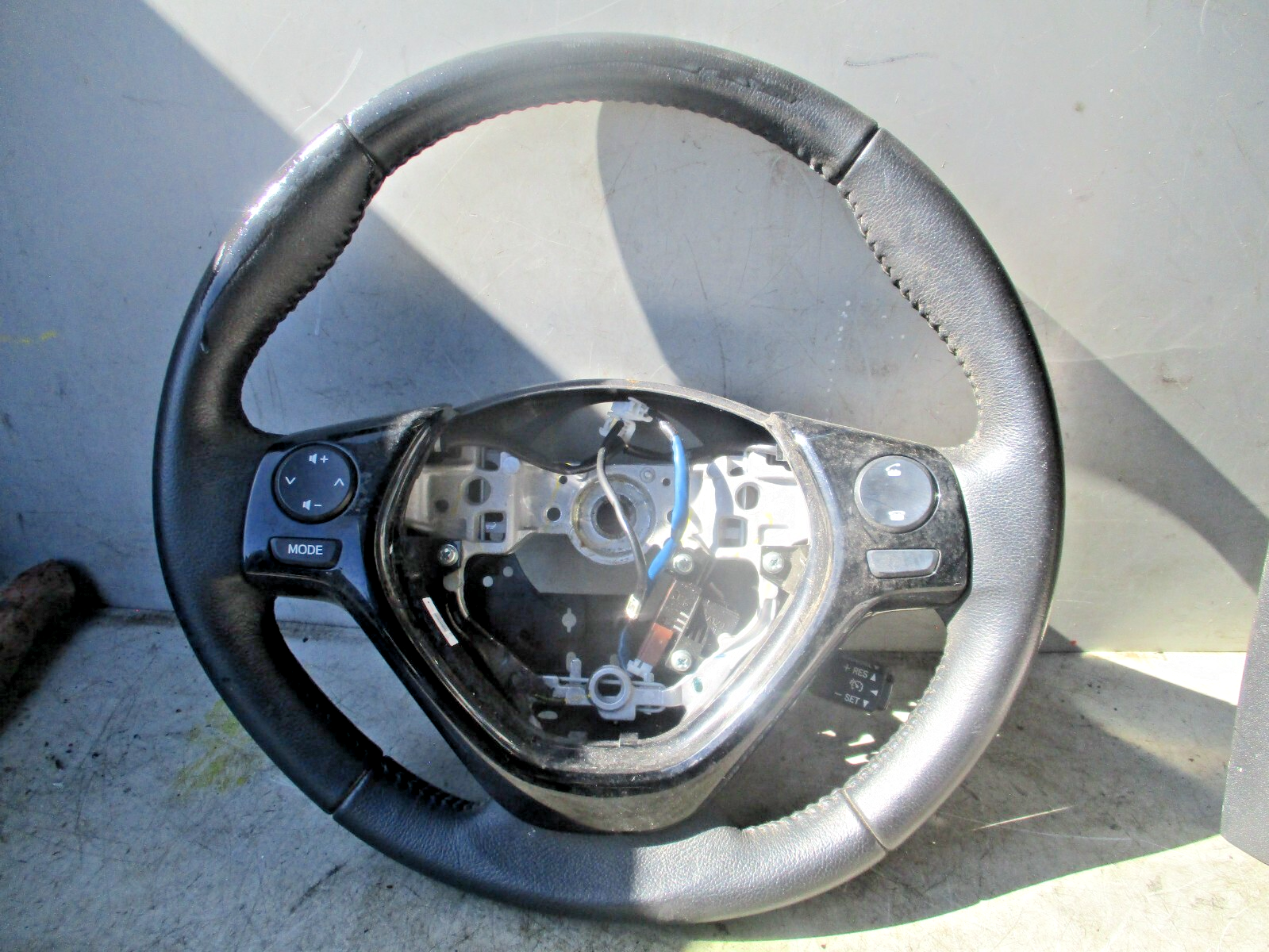 2019 PEUGEOT 108 MULTI FUNCTION STEERING WHEEL 451000H060