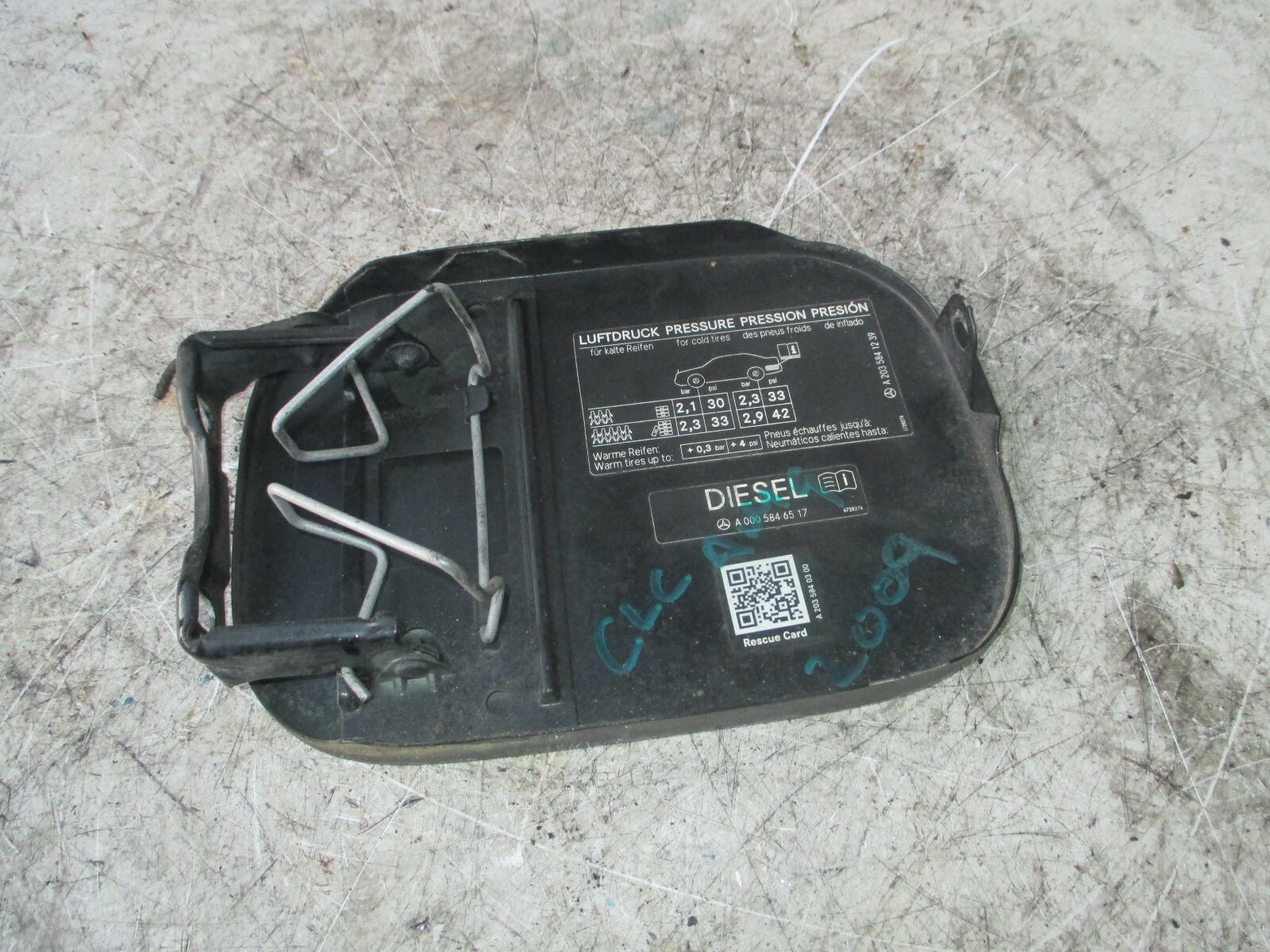 MERCEDES CLC CLASS W203 2010 COUPE  FUEL FILLER FLAP