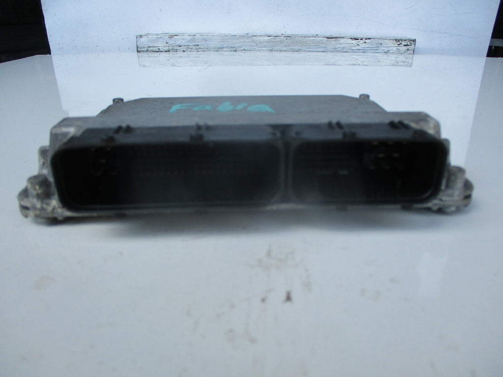 SKODA FABIA 6Y 2003 1.2 PETROL ECU ENGINE CONTROL UNIT MODULE 03D906032A