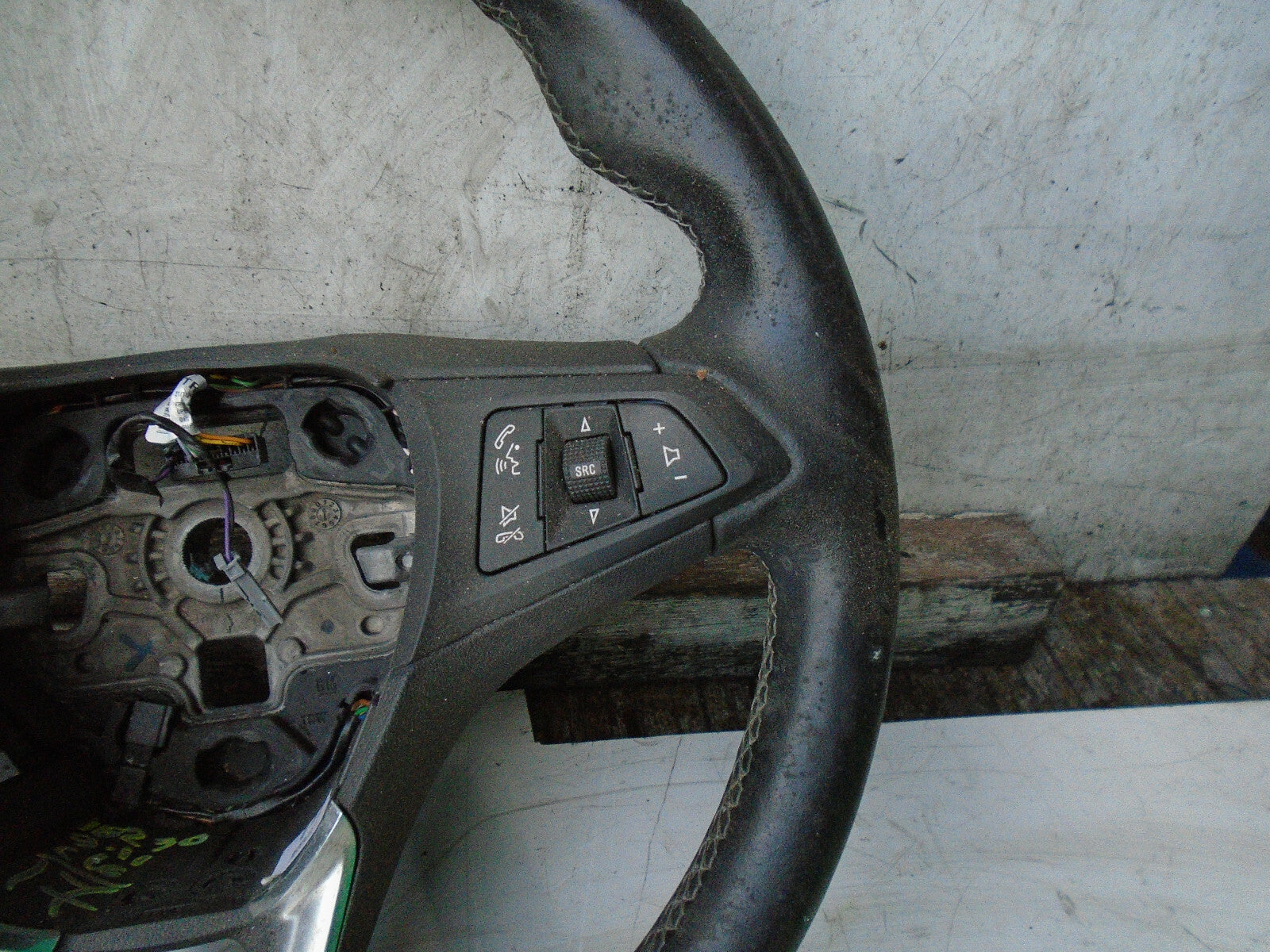 VAUXHALL CORSA E 2015 MULTIFUNCTIONAL STEERING WHEEL 39035999