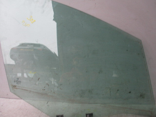 2010 PEAGEOT 308 MK1 OSF DRIVER SIDE FRONT WINDOW GLASS