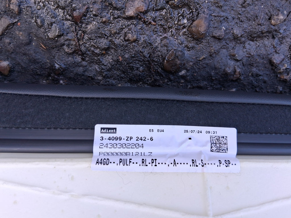 2024 AUDI A1 S LINE MK2 GB REAR SEATS LOWER BASE ONLY