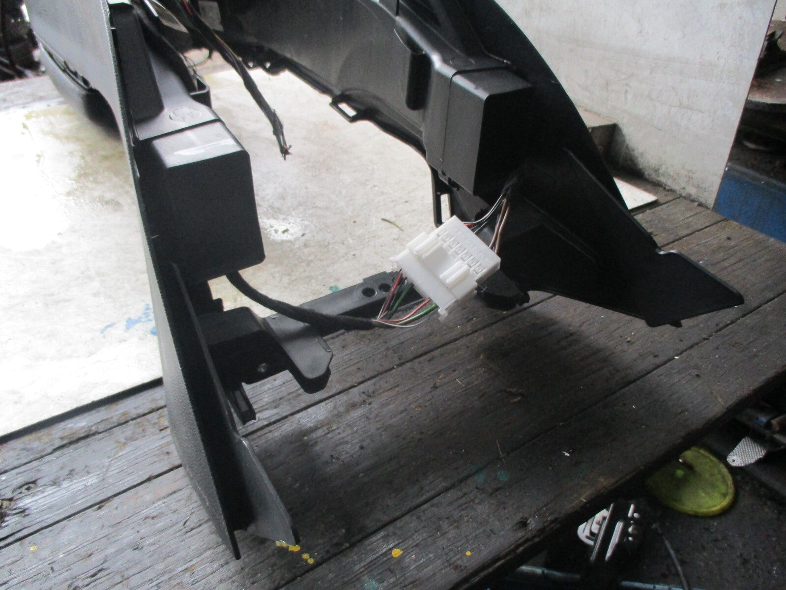MERCEDES CLA C117 2018 CENTER CONSOLE LEATHER ARM REST A1766804101