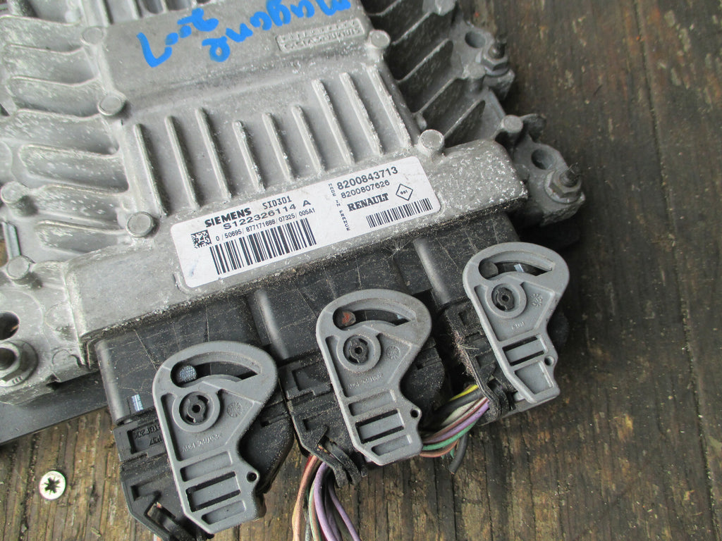 RENAULT MEGANE MK2 2007 1.5 DCI ECU ENGINE CONTROL MODULE UNIT 8200843713