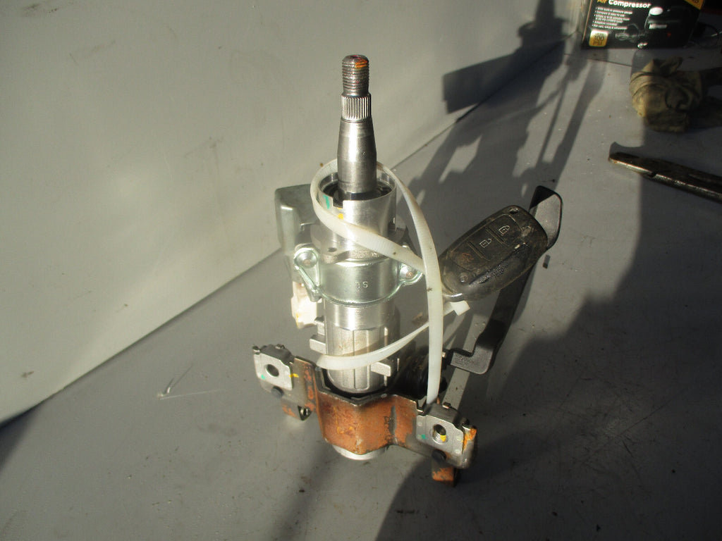 HYUNDAI I40 2016 1.7 D STEERING COLUMN FRONT WITH IGNITION BARRELL 819003Z000