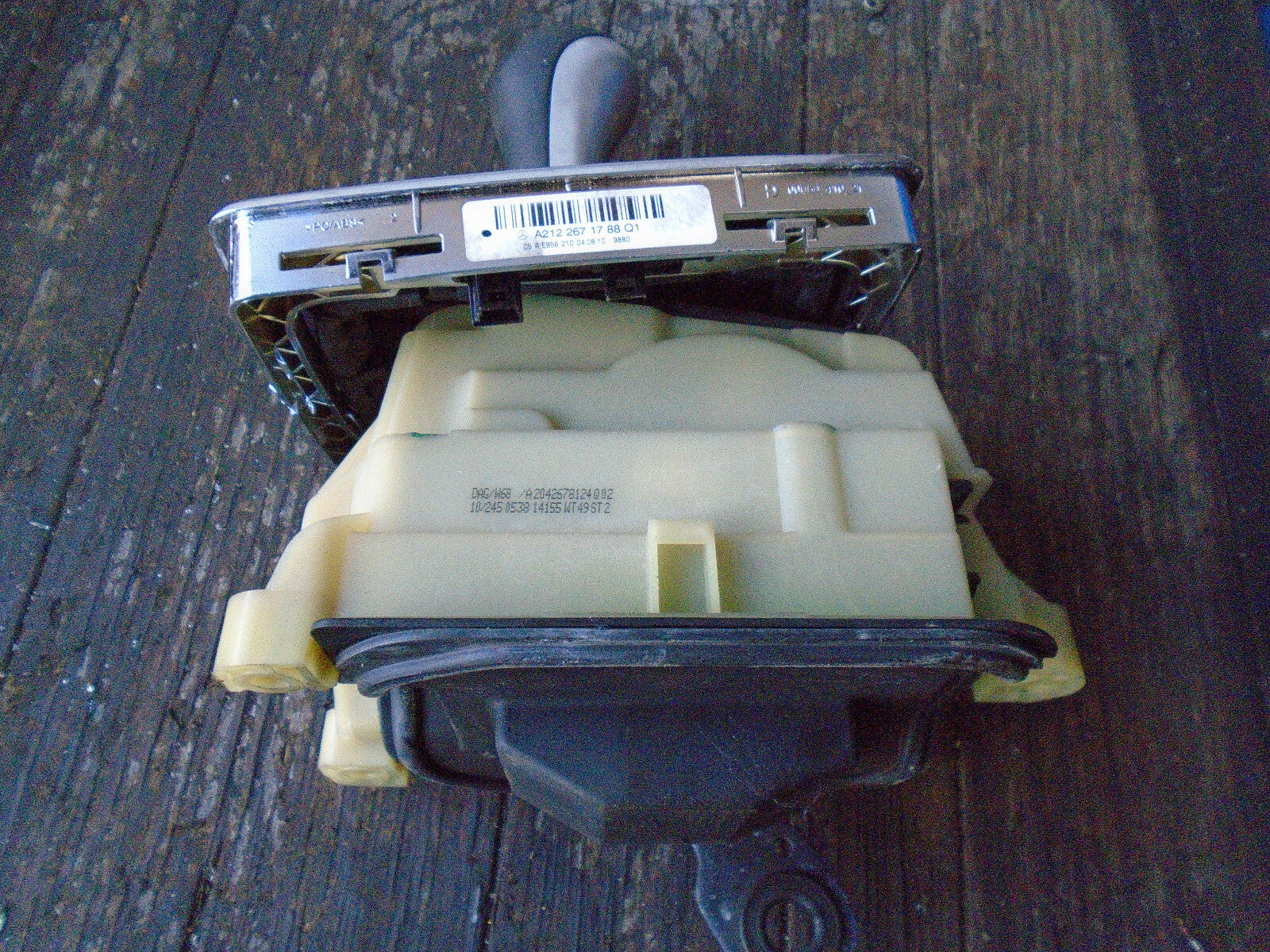 MERCEDES BENZ E CLASS W212 2010 AUTOMATIC GEARSTICK LEVER SELECTOR