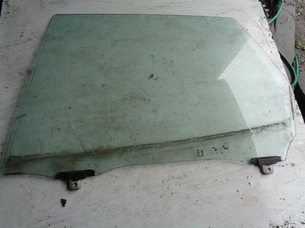 DIAHATSU SIRION 2004 NSR PASSENGER  SIDE REAR WINDOW GLASS