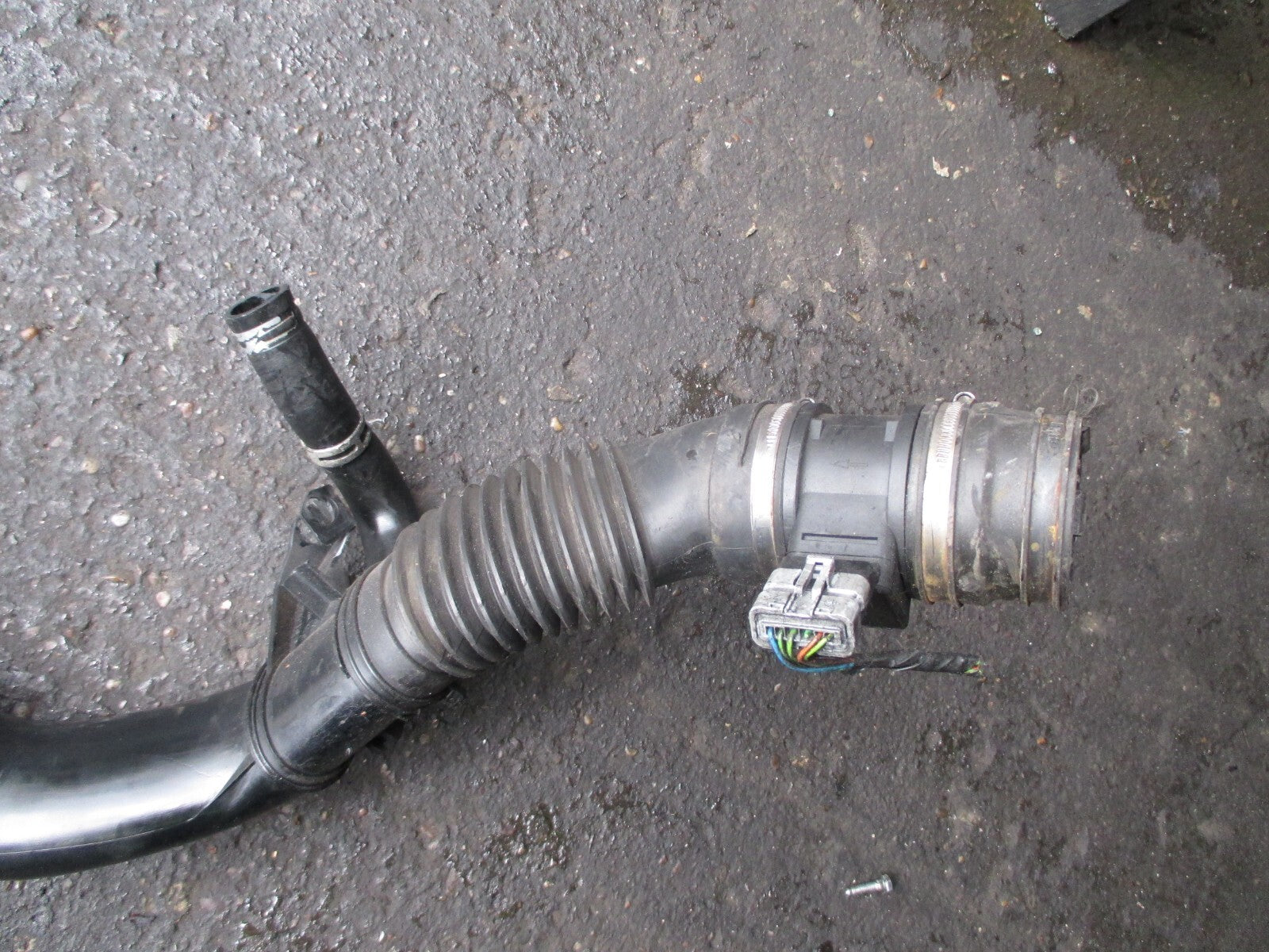 CITROEN PEUGEOT AIR INTAKE PIPE MAF MASS FLOW 98078107 9628336380 9638466280