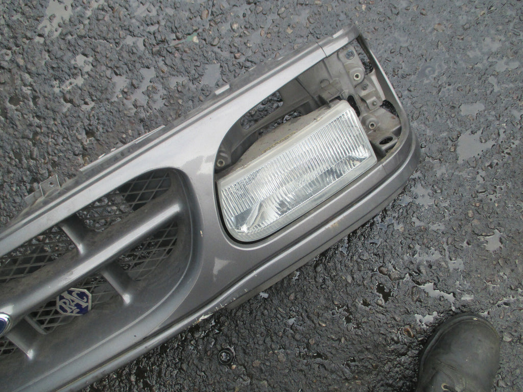 FORD EXPLORER V8 2000 4.0 PETROL FRONT COMPLETE UPPER BUMPER RADIATOR GRILL