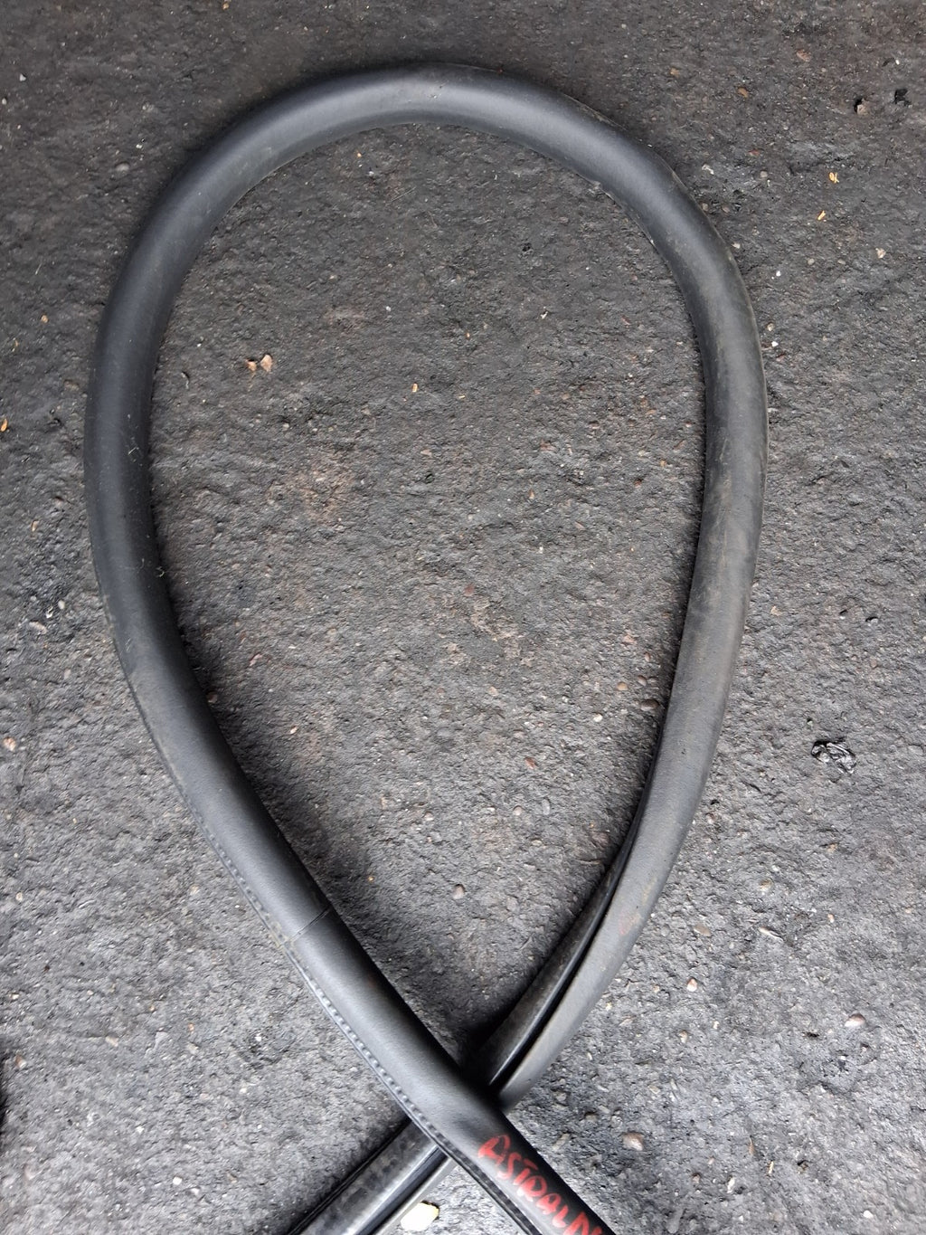 2024 VAUXHALL ASTRA L ESTATE NSR PASSENGER SIDE REAR LEFT DOOR RUBBER 9838518480
