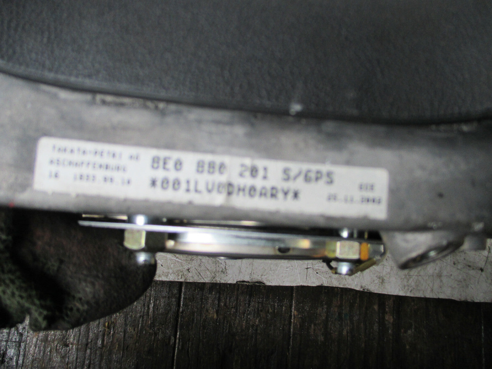 AUDI A3 A4 A6 2002 3 SPOKE STEERING WHEEL DRIVING AIRBAG ONLY 8E0880201