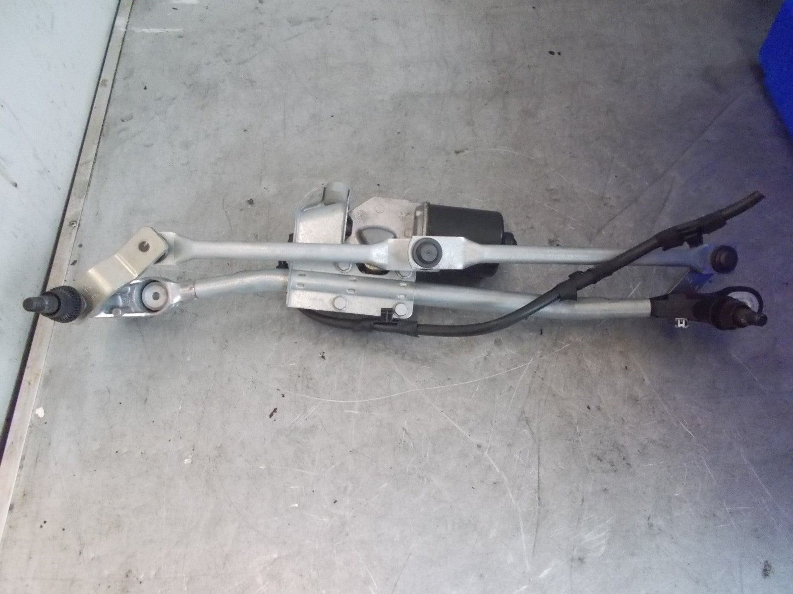 2005 BMW 1 SERIES 118D E87 WINDSCREEN WIPER MOTOR & LINKAGE 719303701