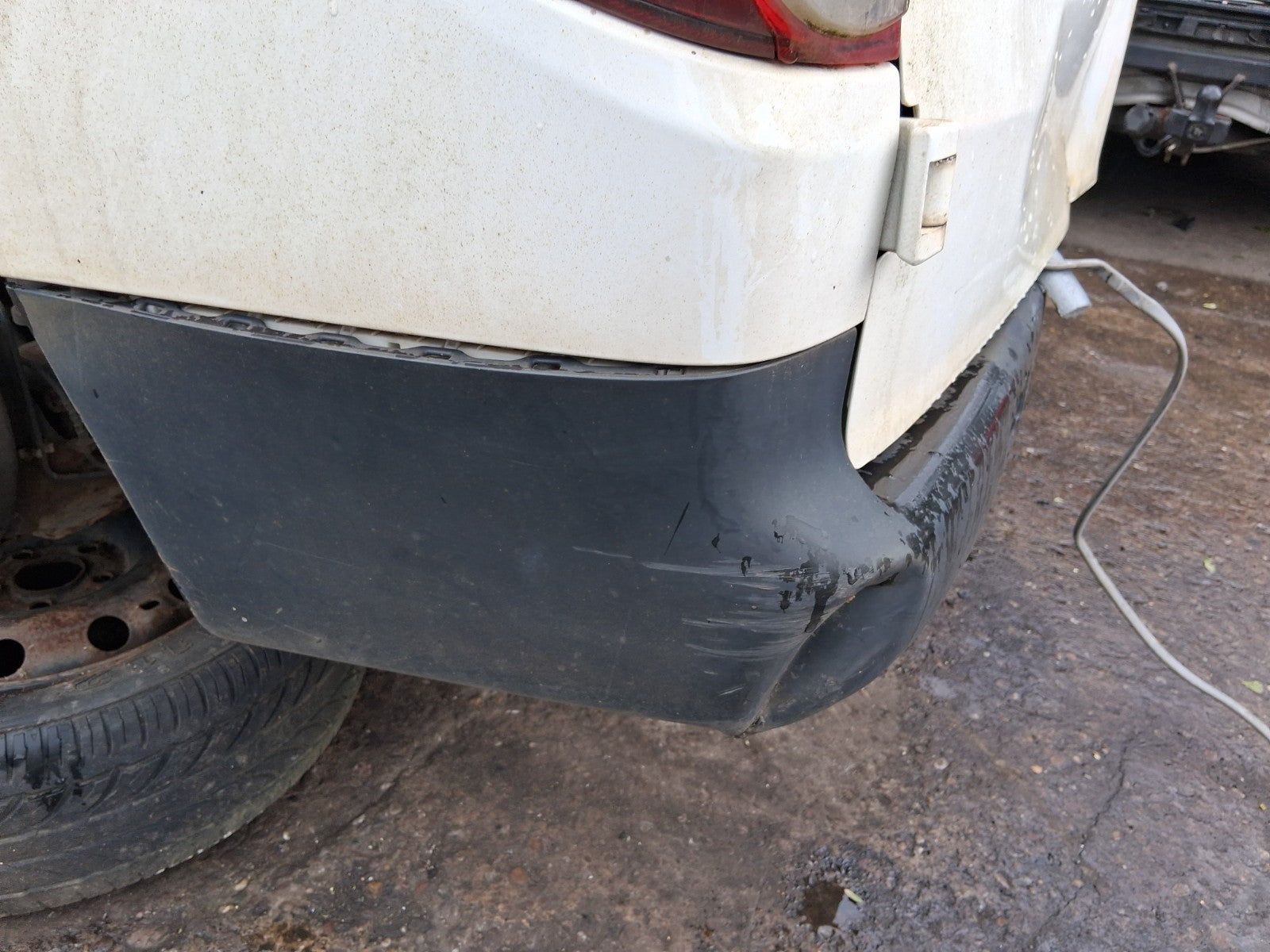 2018 NISSAN NV200 REAR COMPLETE BUMPER BLACK