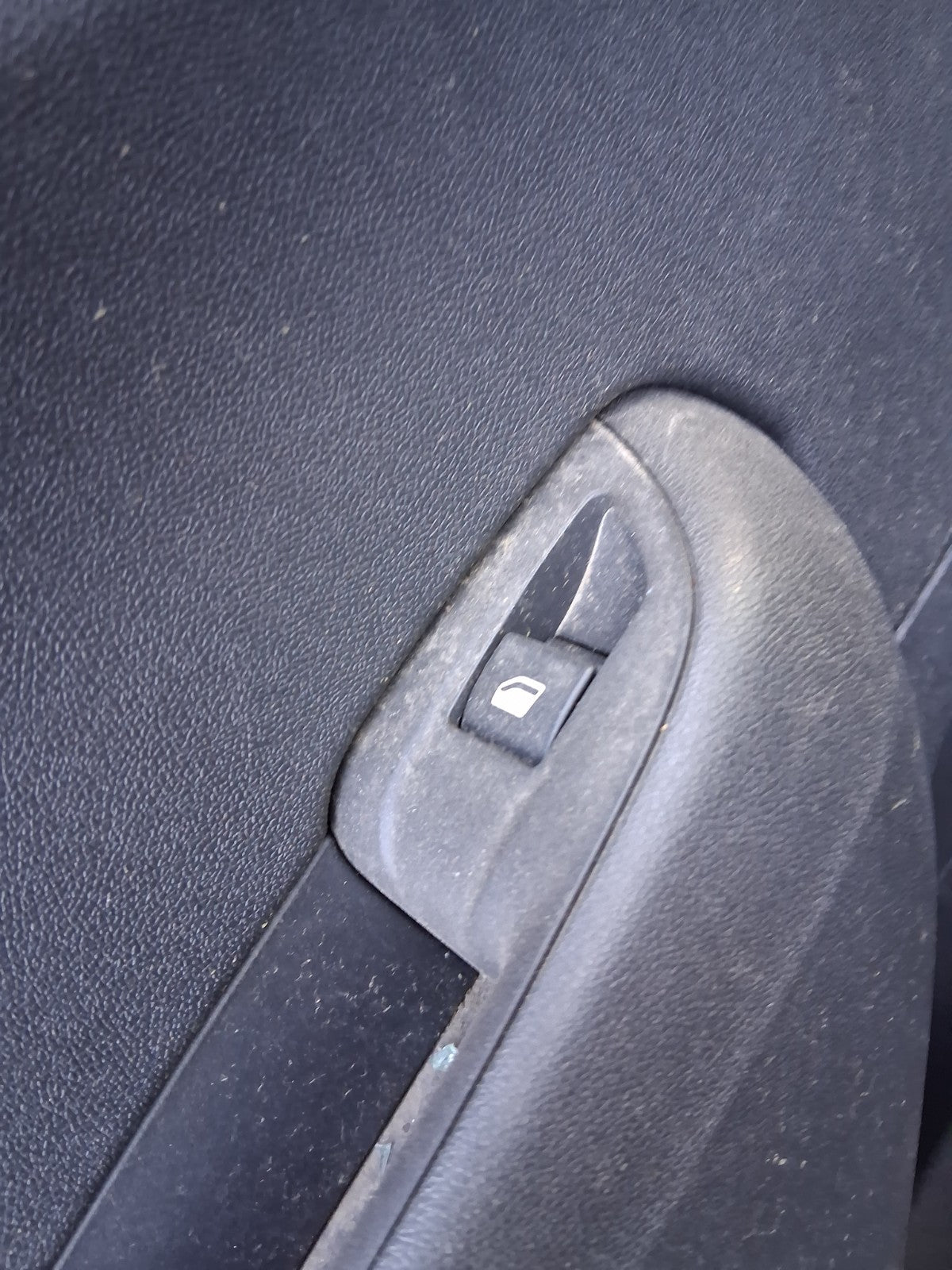 2022 VAUXHALL CROSSLAND NSR PASSENGER SIDE REAR LEFT WINDOW CONTROL SWITCH