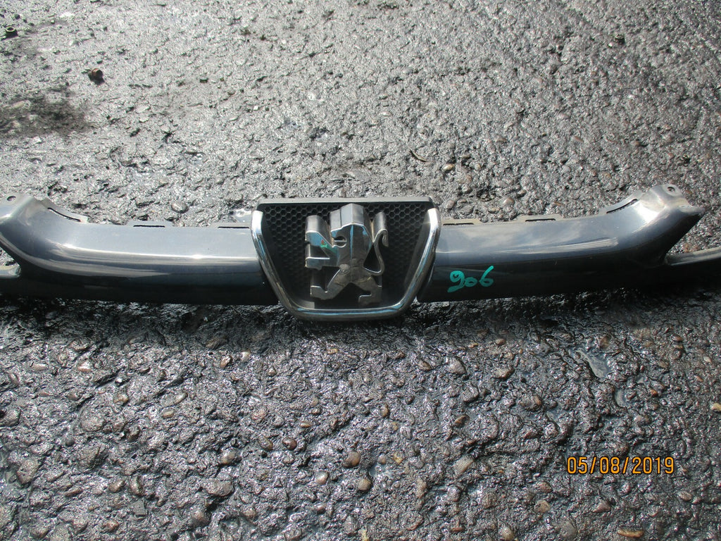 PEUGEOT 206 FRONT UPPER BUMPER GRILL & BADGE EMBLEM BLACK 9628691277