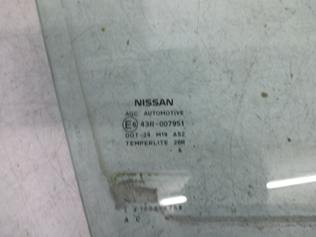 NISSAN JUKE 2017 F15 OSF FRONT DRIVER SIDE DOOR WINDOW GLASS