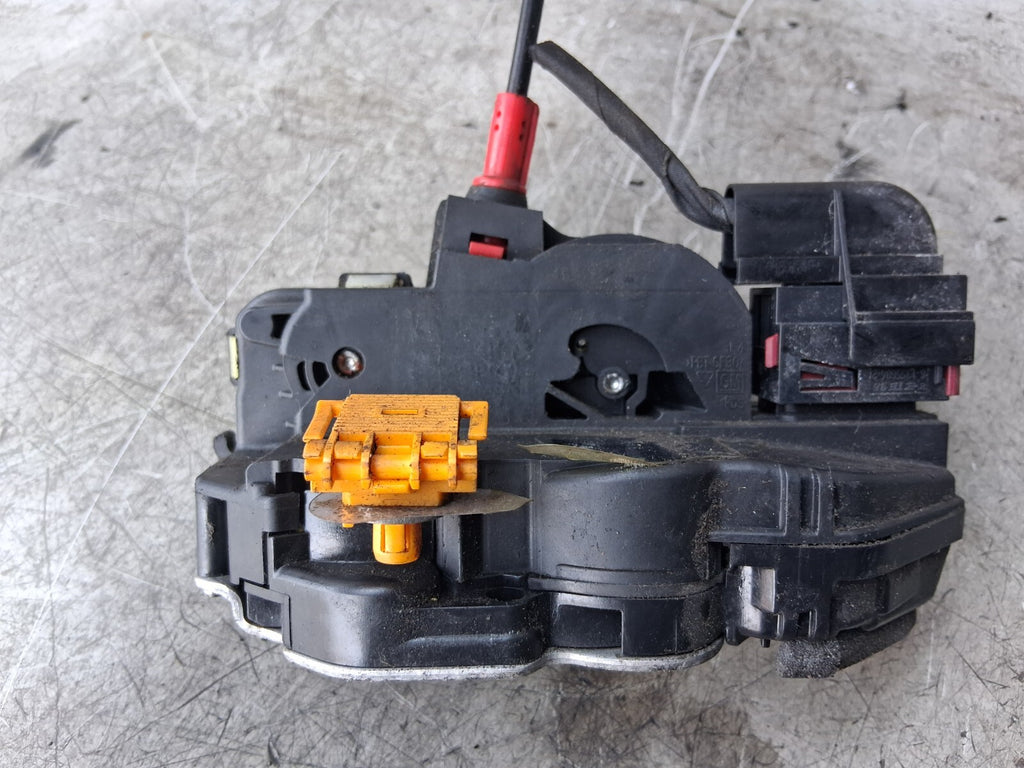VAUXHALL ZAFIRA C 2016 OSF DRIVER SIDE FRONT DOOR LOCK MECHANISM 3023881