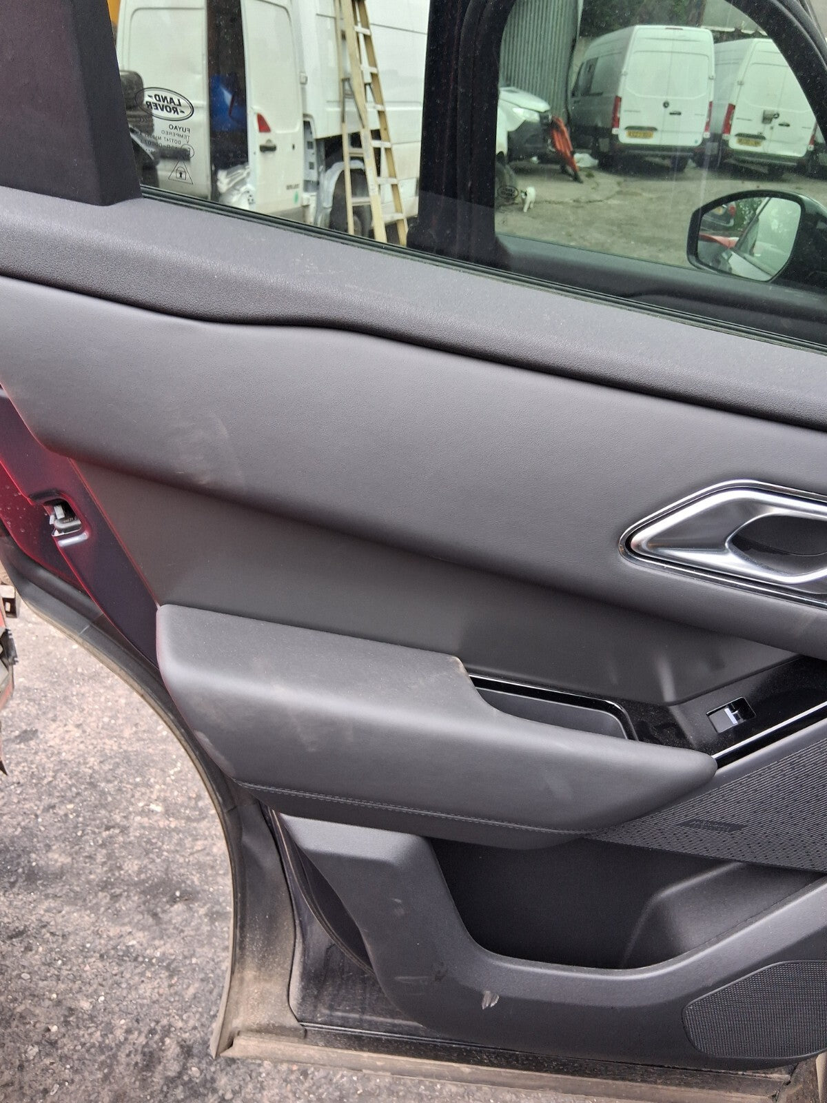 2024 RANGE ROVER VELAR P400e NSR PASSENGER REAR DOOR CARD WITHOUT SWITCH