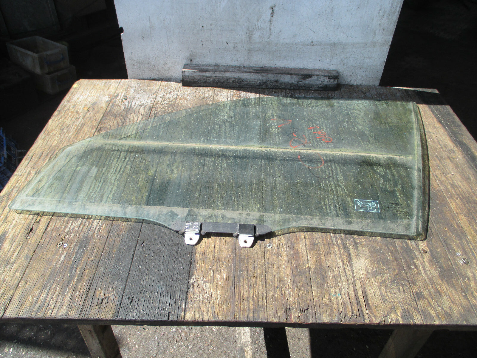HONDA CRV MK2 2002 NSF 5 DOOR PASSENGER FRONT DOOR WINDOW GLASS