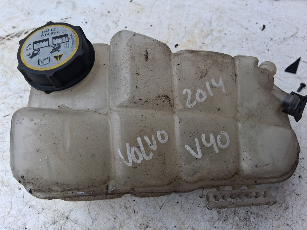 2015 VOLVO V40 D2 COOLANT OVERFLOW EXPANSION TANK RESERVOIR 31338764