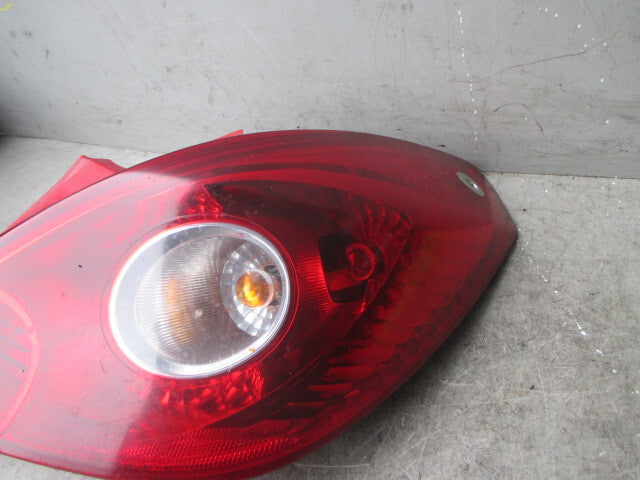 VAUXHALL CORSA D 2011 DRIVER SIDE TAILLIGHT OSR 89038963A