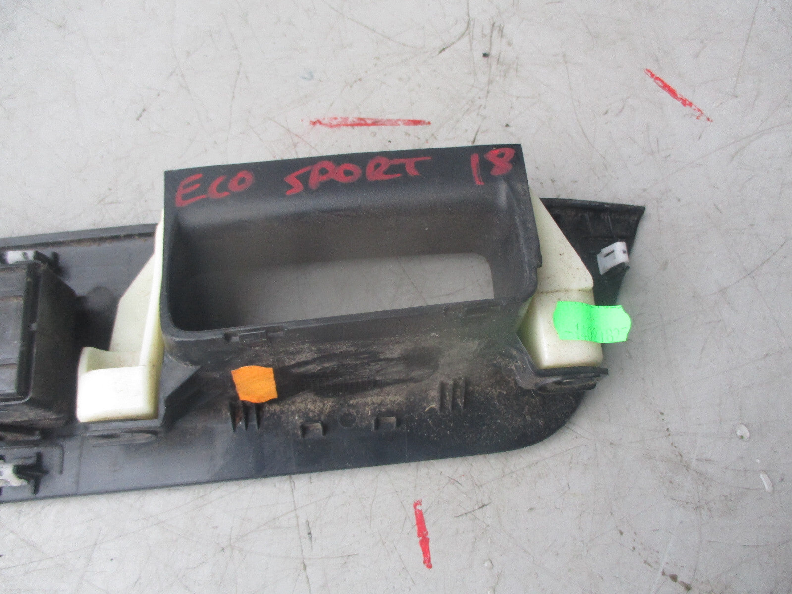 FORD ECOSPORT 2018 OSF DRIVER SIDE FRONT WINDOW SWITCH GN1514A132SA